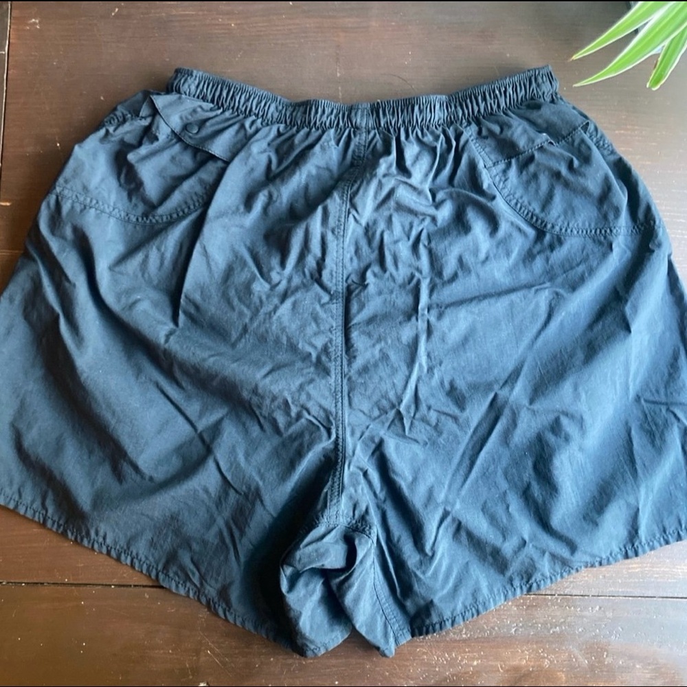Patagonia black Shorts size M preowned - Picture 2 of 11